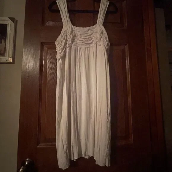 White Cotton Beach/Pool Coverup  - Picture 2 of 5